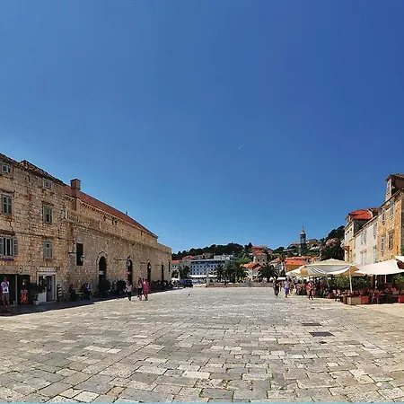 Two-bedroom In Hvar Hvar Town