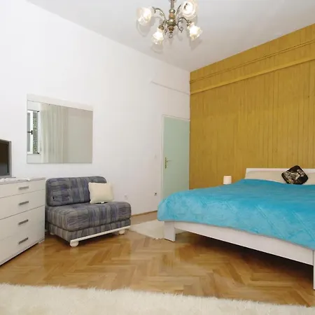 Two-bedroom In Hvar