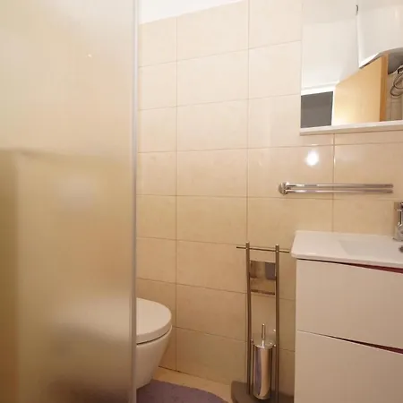 Two-bedroom In Hvar Apartman