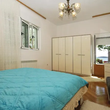 Two-bedroom In Hvar