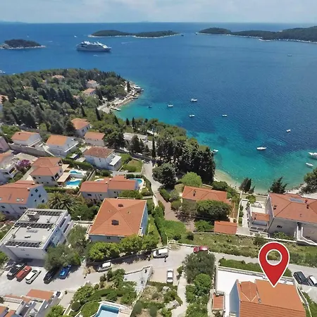 Two-bedroom In Hvar Hvar Town