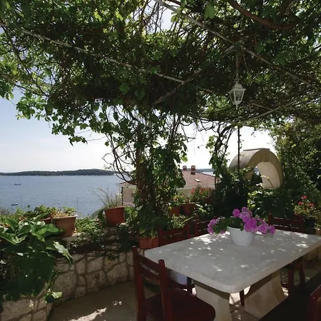 Two-bedroom In Hvar